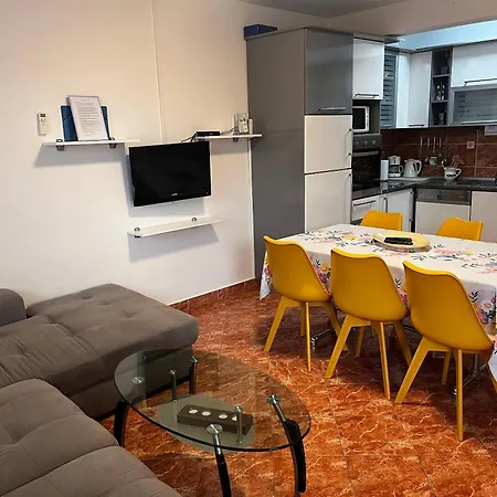 Neda Apartment