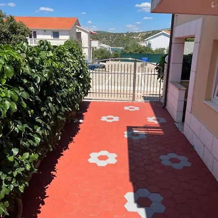 Neda * Šibenik